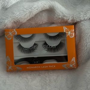 Flirtalicious monarch lash pack